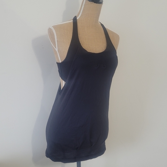 Lululemon Practice Freely Tank top with built in bra black in size 6 - Picture 2 of 12